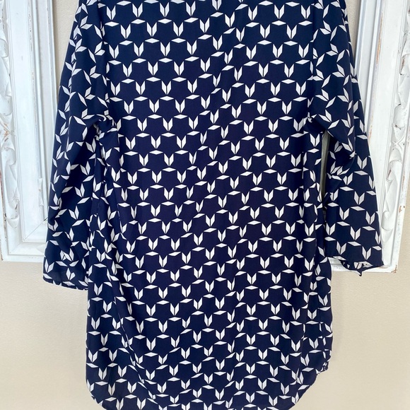 Patterned Blue Tunic - Picture 2 of 3